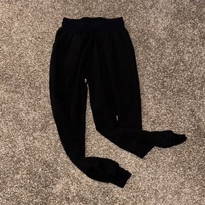 urban outfitters joggers